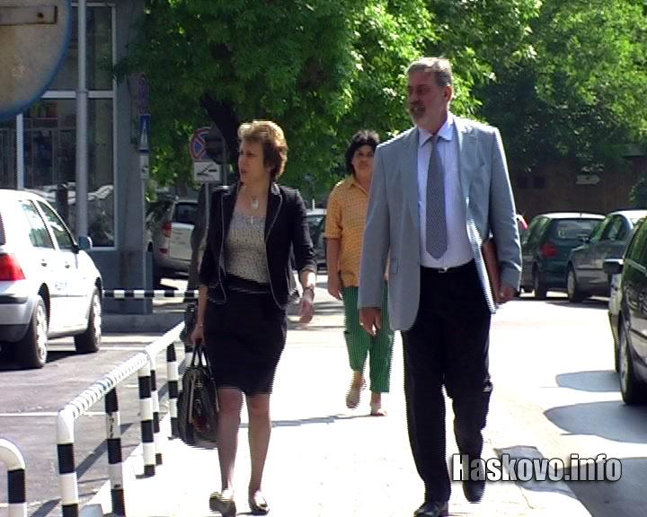 Георги Иванов с адвоката си Розалина Апостолова