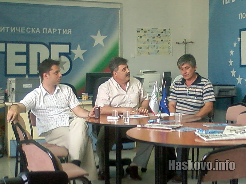 Делян Добрев, Иван Петров и Векирия Емин