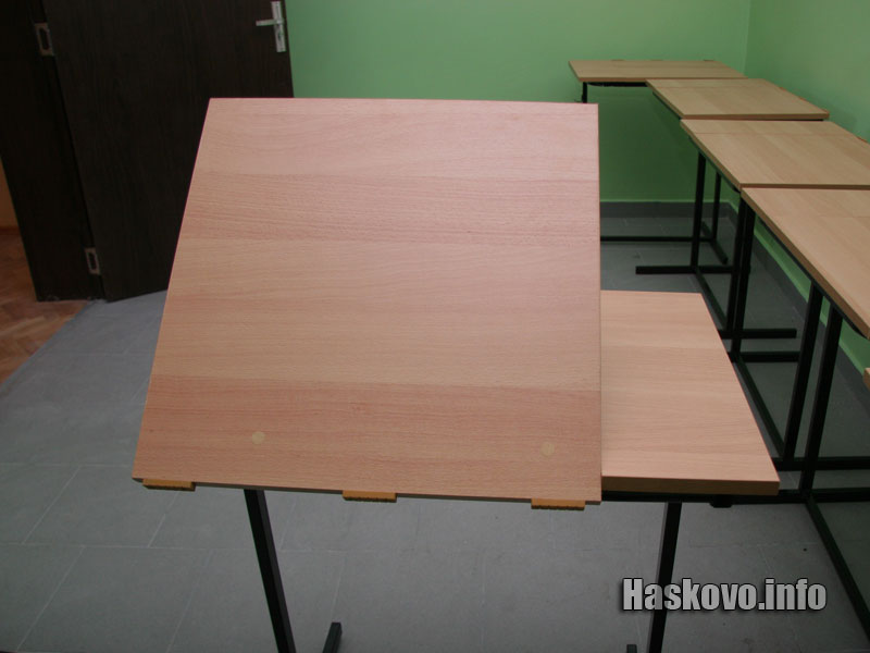 Масите за кабинета по рисуване