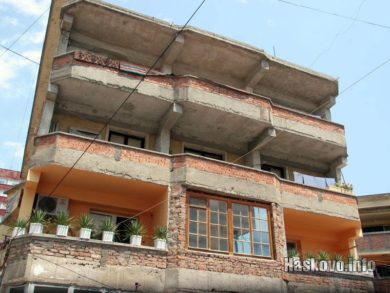 Кооперацията, от 3 етаж на която са наблюдавани НЛО-тата