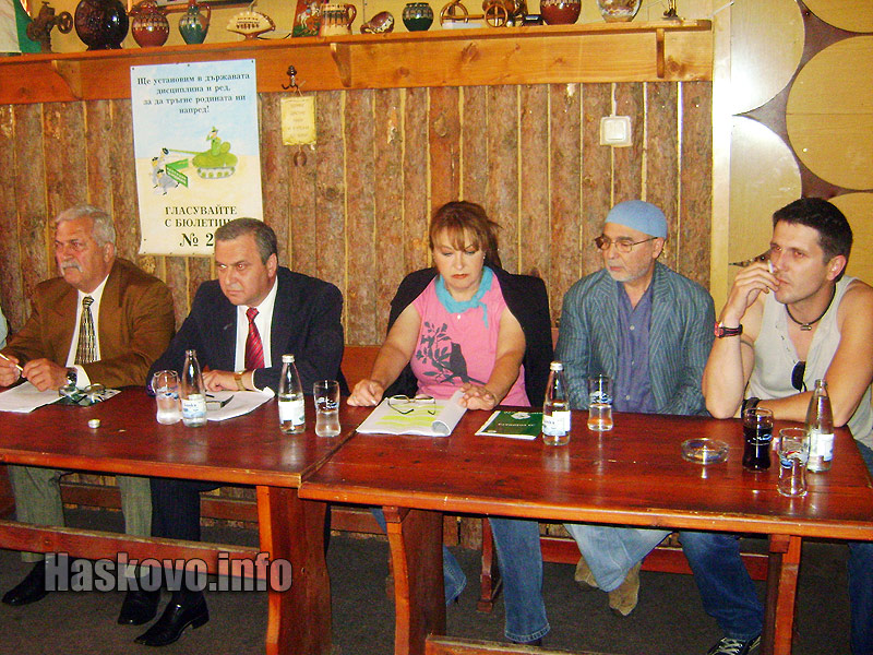 Сред гостите бяха Маргарита Хранова, Митко Щерев и Асен Блатечки