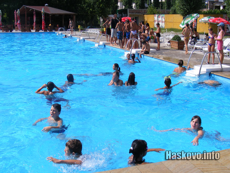 Последното занимание ан плувното лято