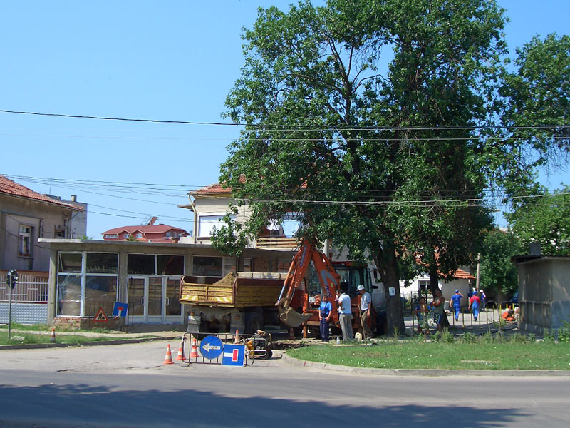 Започна ремонтът на ул. Граничар