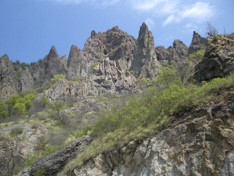 Глухите камъни