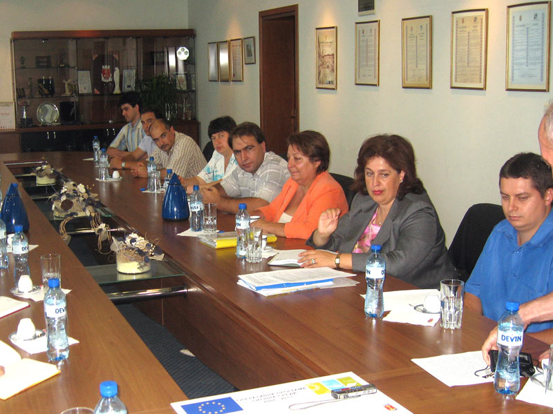 Специалистите, които работят по проекта