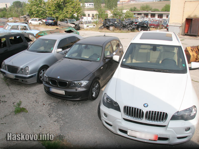 Задържаните коли