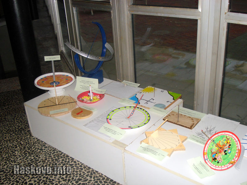 Участващите в конкурса идеи за слънчев часовник