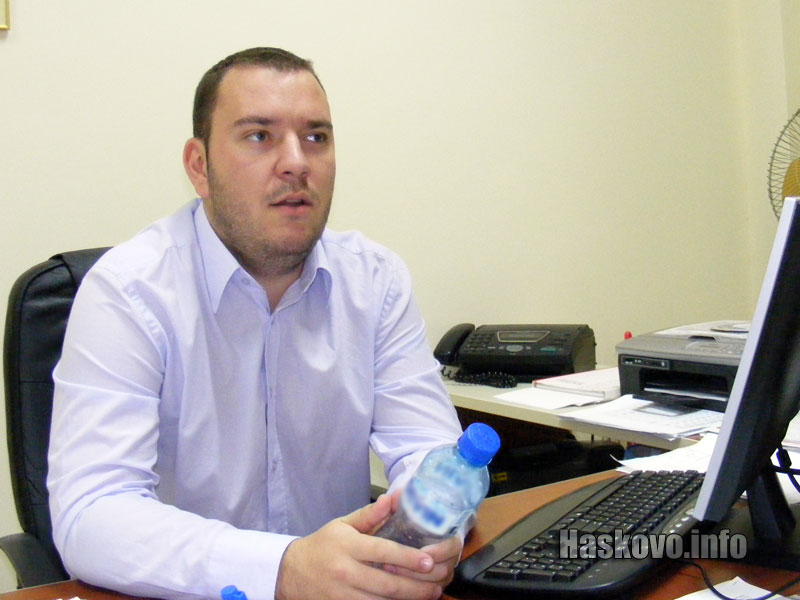 Николай Балканов