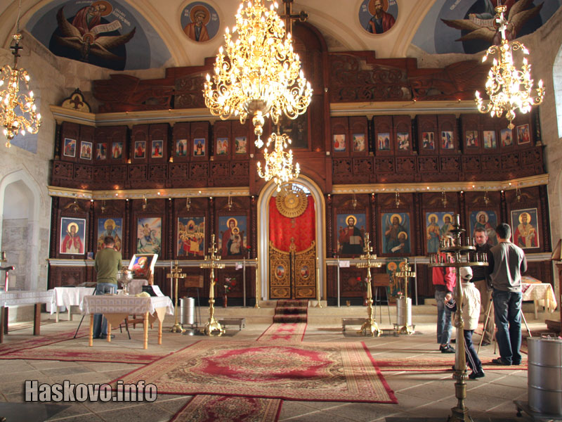 Уникалният иконостас Уникалният иконостас