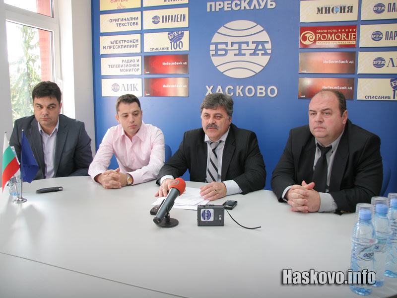 Депутатите от ГЕРБ с Петко Стойчев