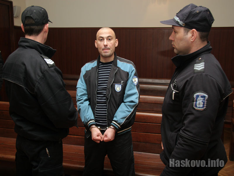 Назъм Назми Азис