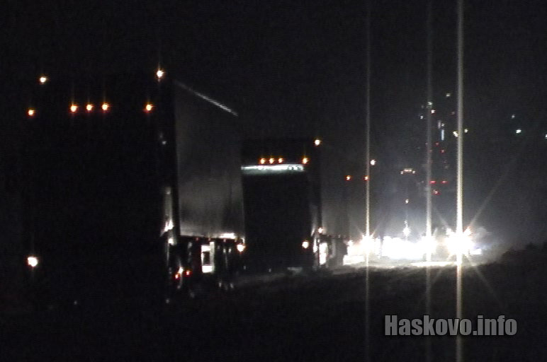 Колоната от автомобили беше няколко километра