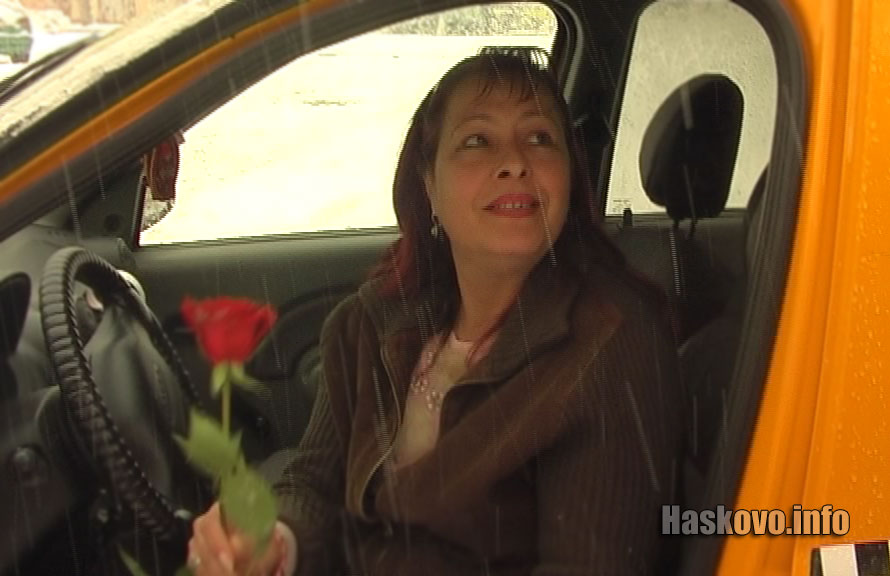 Зорка получи роза от Haskovo.info