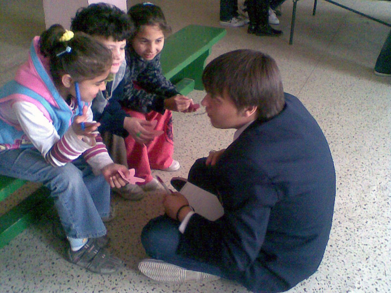 Всеки доброволец ще работи с 2 -3 деца