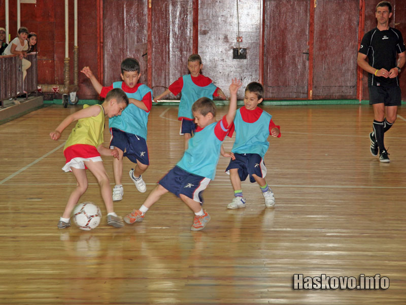 Футболният мач