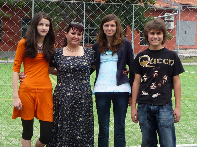 Йовелина, Йоанна Кокотанекова, Ивана и Петко