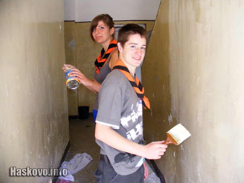 Доброволците