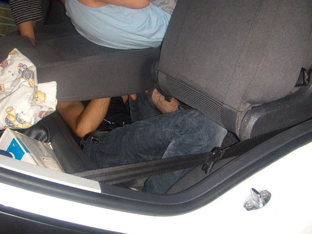 Укрит пътник, архив