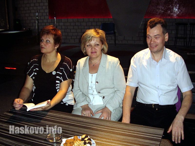 Татяна Александрова (вляво)