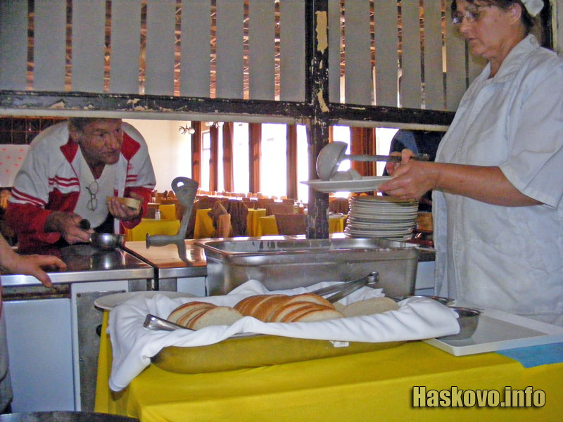 Обществената трапезария в Хасково