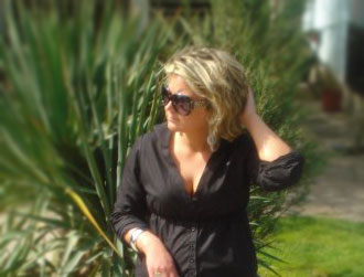 Таня Еленкова