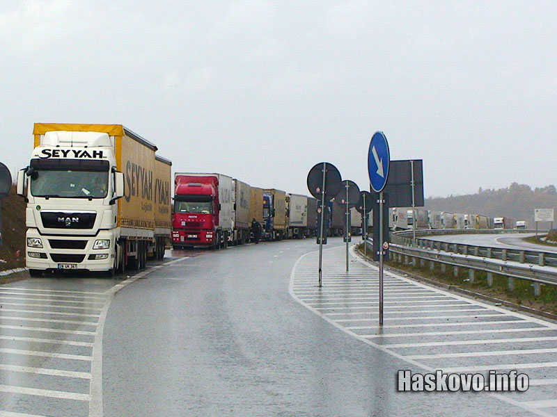 Опашки от ТИР-ове