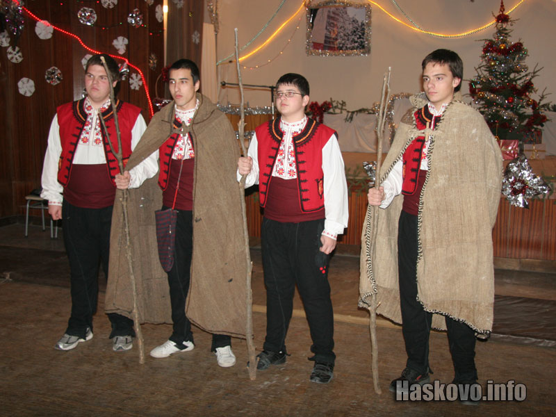 Коледарите