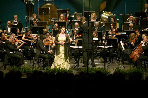 Веселина Тенева