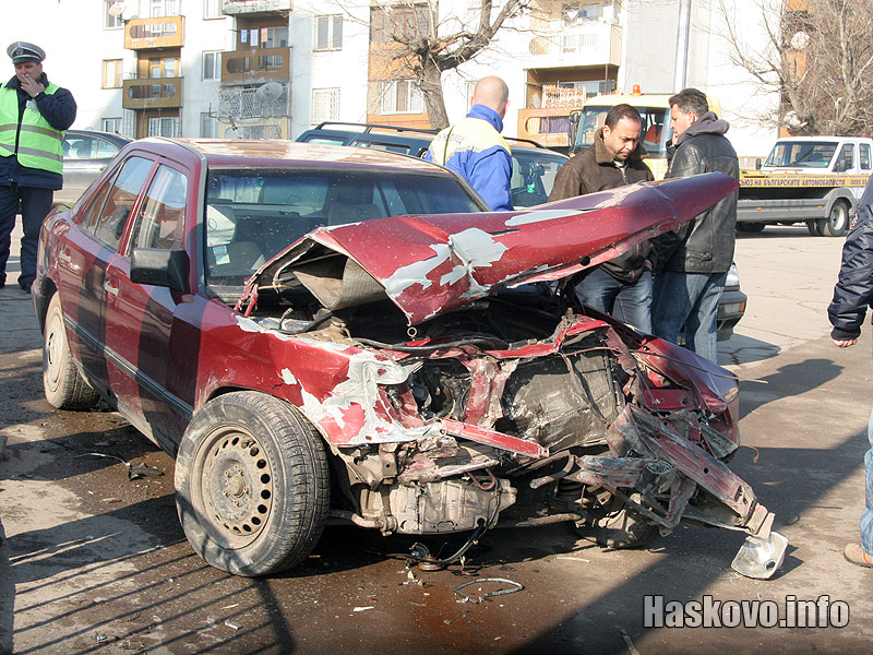 Мерцедесът Мерцедесът