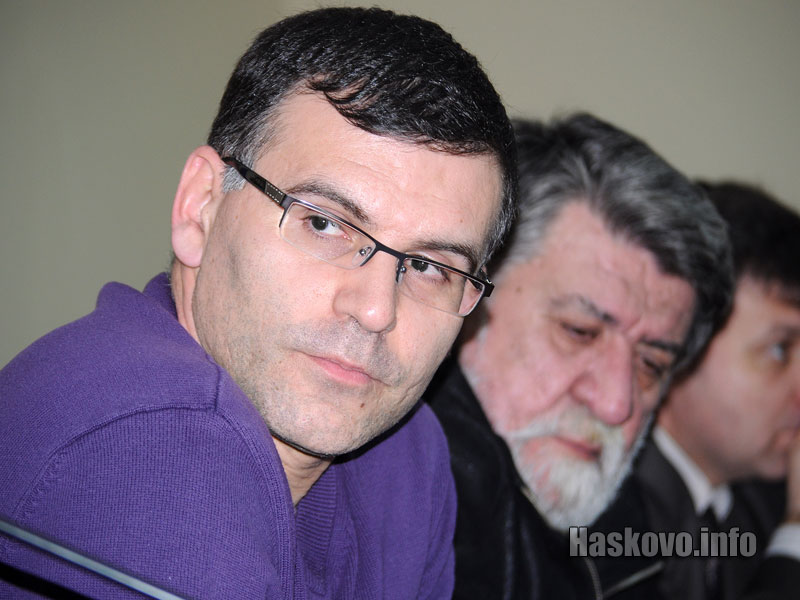 Симеон Дянков бе придружен от културният министър Вежди Рашидов
