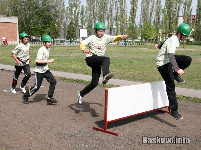 Млад огнеборец