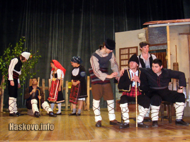 Сцена от театъра