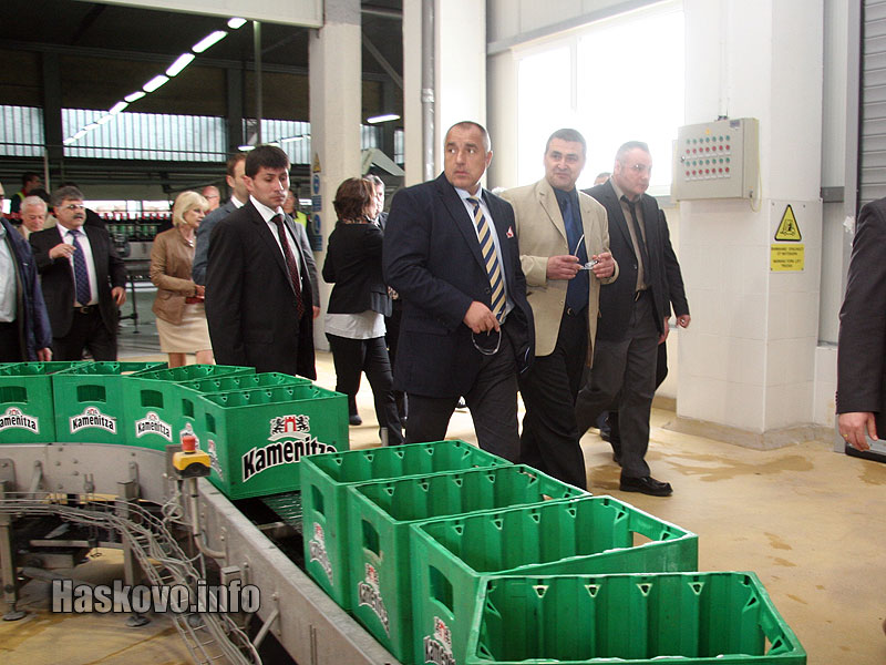 Бойко Борисов в бирената фабрика