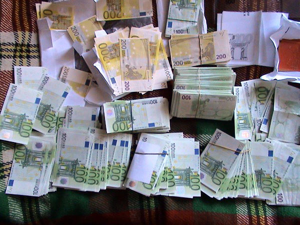 Иззетите банквони, снимка от МВР