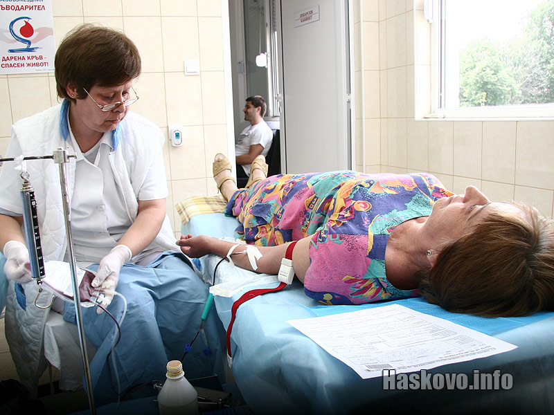 Дългогодишна кръводарителка Дългогодишна кръводарителка