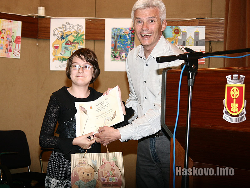 Божидара Костова