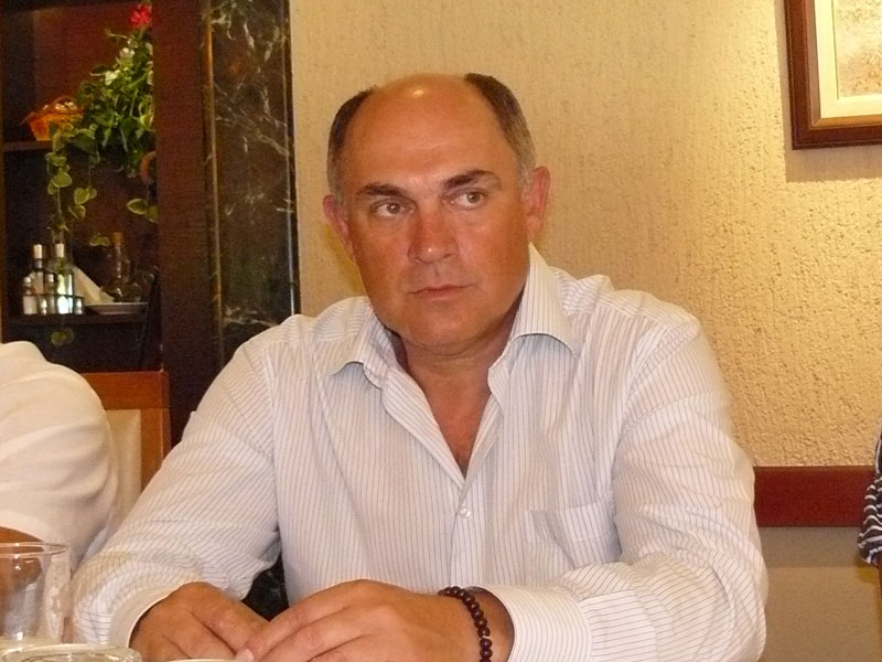 Георги Манолов