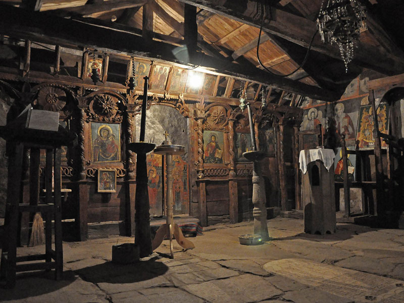 църквата в ивайловградското село Долно Луково