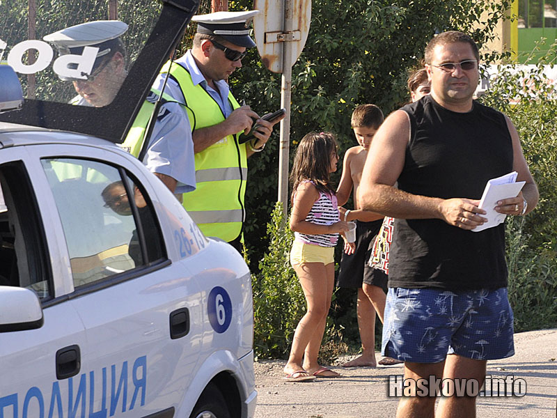 Шофьорът обясни, че избегнал удара с друга кола Шофьорът обясни, че избегнал удара с друга кола