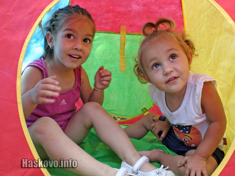 Най-доволни от забавленията бяха децата