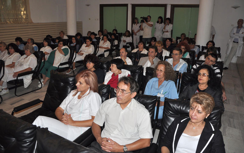 Иван Панайотов на среща в МБАЛ Хасково