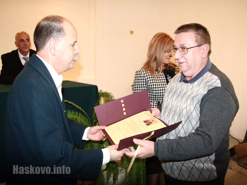 Доц. Любен Атанасов