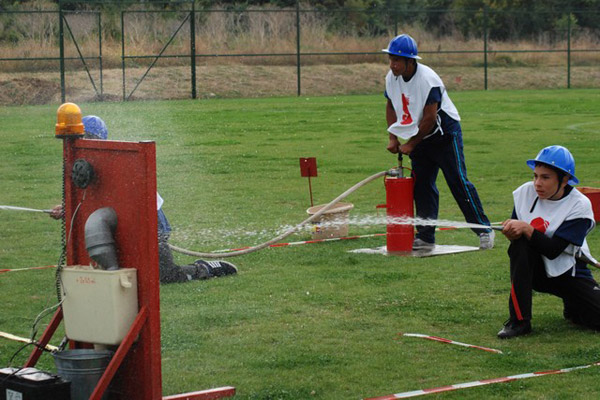 Млад огнеборец, снимка МВР