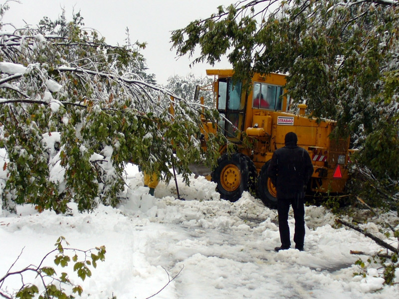 Обстановката на места е доста сложна, снимка от EVN