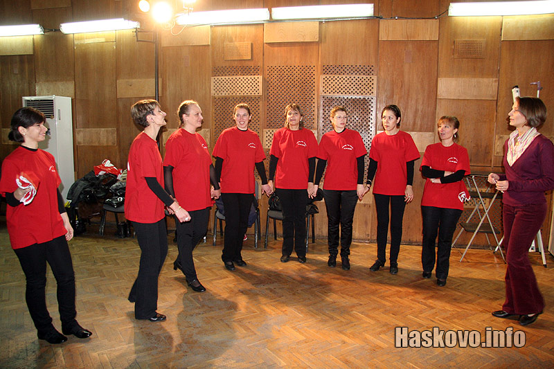 Любители на фолклора