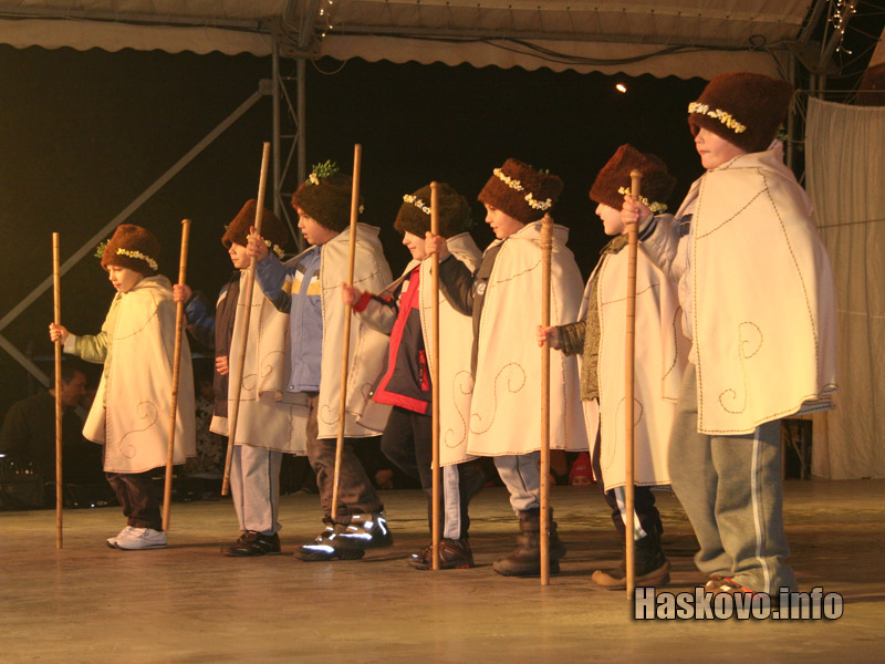 Запалването на светлините на елхата Запалването на светлините на елхата