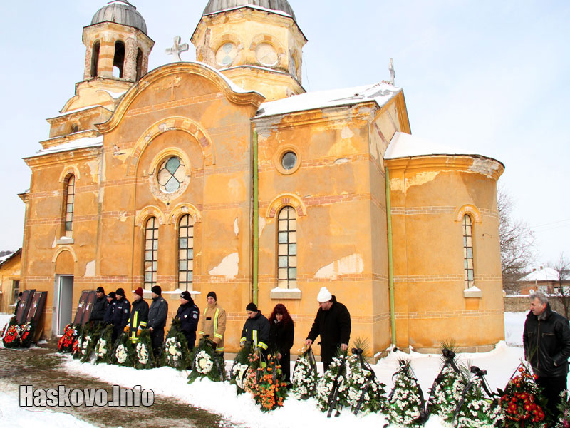 Църквата в село Бисер