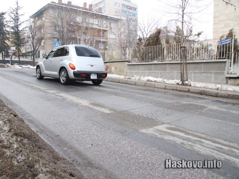 Разрушенията след снега Разрушенията след снега