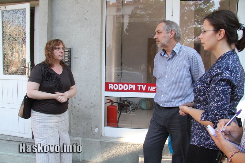 Паркингът до магазин Марса