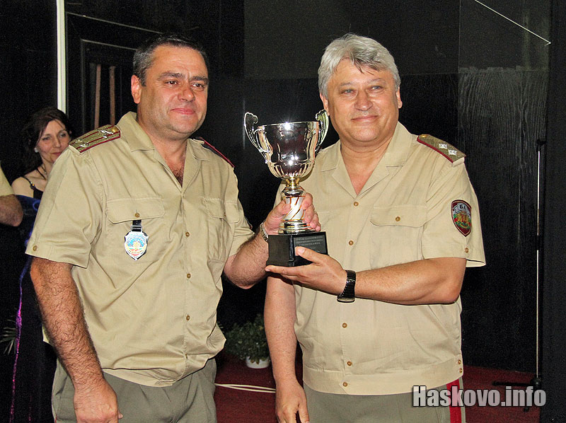 Самодейните състави на военните Самодейните състави на военните